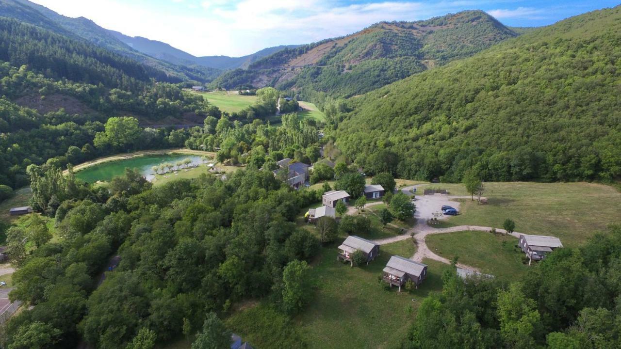 Vvf Sud Aveyron 호텔 Brusque 외부 사진