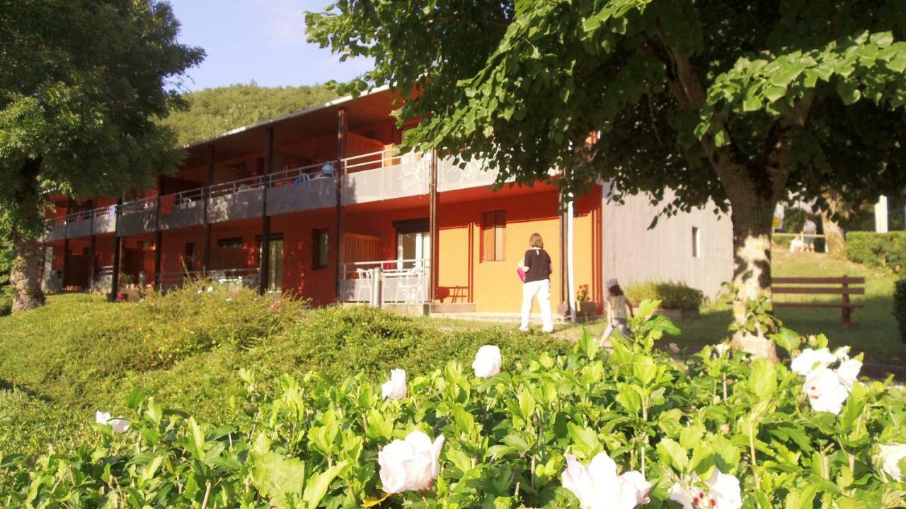 Vvf Sud Aveyron 호텔 Brusque 외부 사진